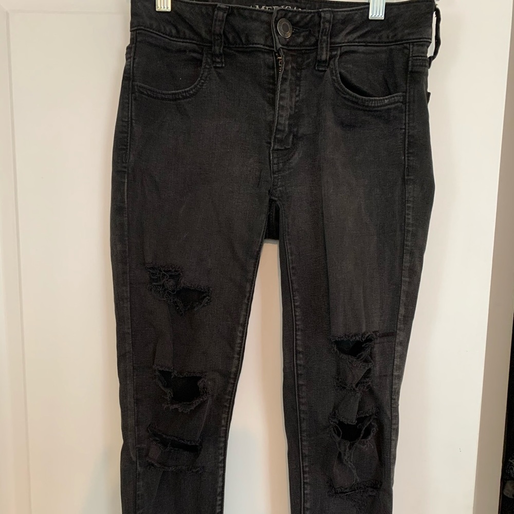 American Eagle Black Distressed Skinny Jean